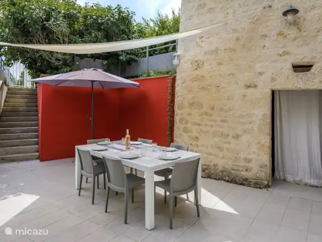 Castelneuve | France, Lot-et-Garonne, Castelnau Montratier - villa Terrasse
