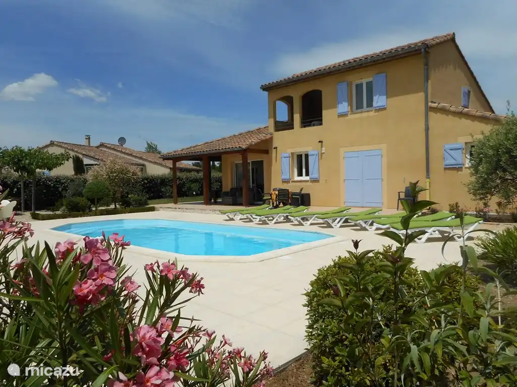 Villa villa rive gauche in vallon pont darc, ardèche, frankrijk ... Luxe keuken frankrijk
