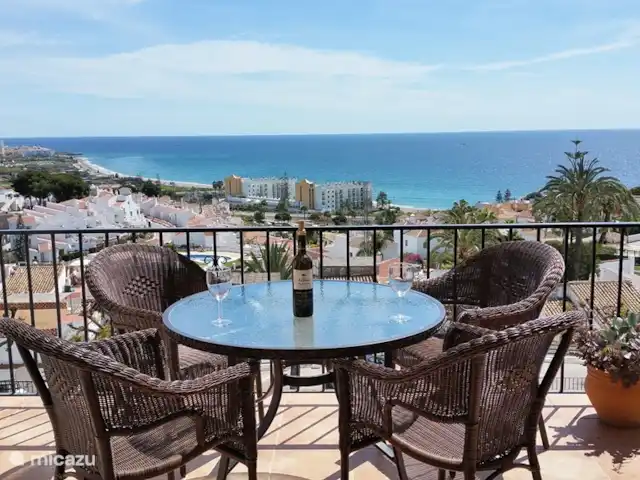 Casa con magnifica vista al mar en España, Costa del Sol, Nerja - casa paredada Casa con magnifica vista al mar en España, Costa del Sol, Nerja - casa paredada