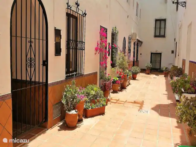 Casa con magnifica vista al mar en España, Costa del Sol, Nerja - casa paredada Entrada