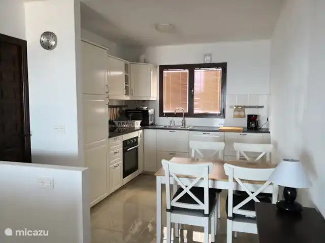 Casa con magnifica vista al mar en España, Costa del Sol, Nerja - casa paredada cocina