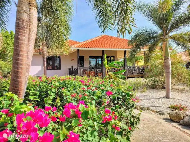 Blue Bay Beach Villa 14 en Curazao, Curazao Centro, Blue Bay - villa Hermoso jardín tropical que rodea la villa