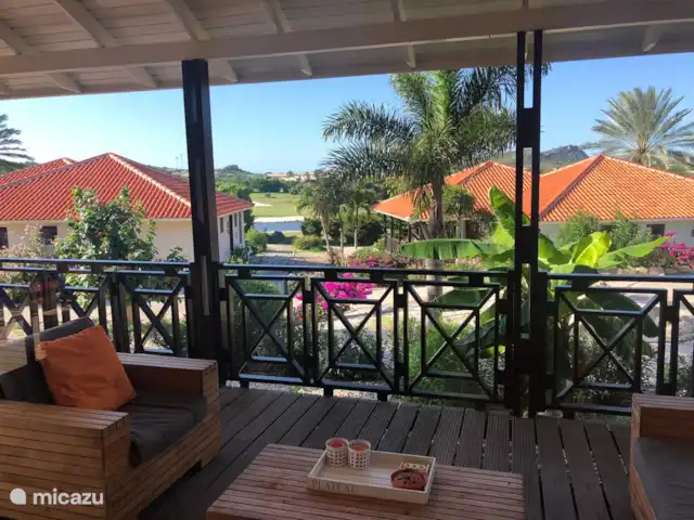 Blue Bay Beach Villa 14 en Curazao, Curazao Centro, Blue Bay - villa Maravillosa vista desde la terraza.