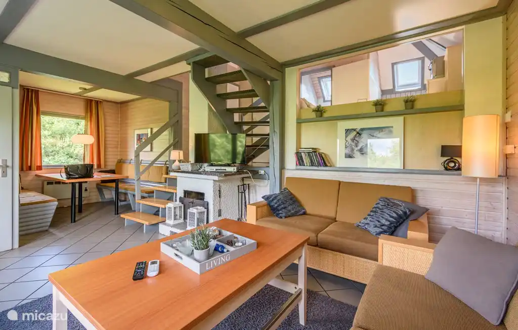 Der großzügige Essbereich.