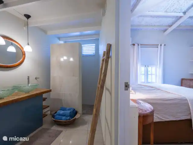 Location de Vacances Curaçao, Curaçao-Centre, Piscadera, bungalow - Piscadera Bay Resort Salle de bain / Chambre