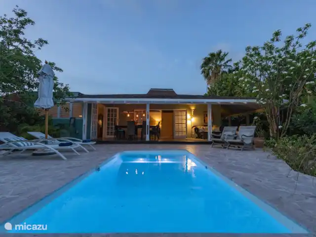 Location de Vacances Curaçao, Curaçao-Centre, Piscadera, bungalow - Piscadera Bay Resort Lumière du soir
