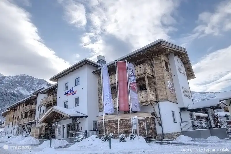 Der schöne Apartmentkomplex Kaprun Mountain Resort, in dem sich Ihr Apartment befindet.