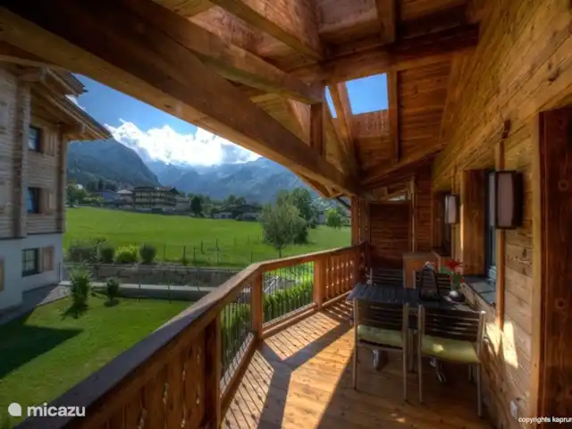 Kaprun Mountain Resort TopE21 | Autriche, Salzburgerland, Kaprun - appartement Profitez de la belle vue depuis votre balcon spacieux !
