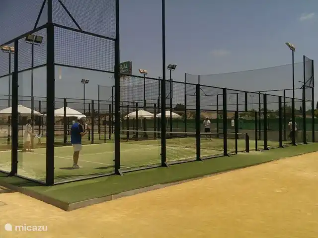 finca huren in Spanje, Costa Blanca, Crevillente – Alicante Finca Lucky Tennis of padel spelen op 6 minuten afstand mogelijk