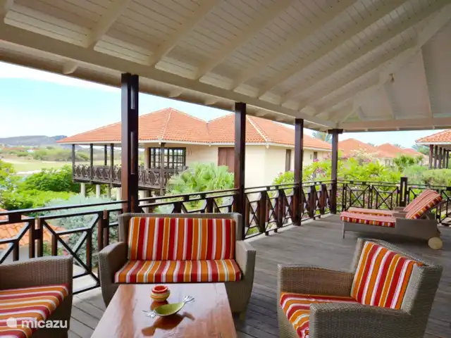Villa directamente en la playa de Blue Bay en Curazao, Curazao Centro, Blue Bay - villa ¡Desde la terraza de la Villa 5 se puede ver el lago de los flamencos!