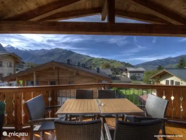 Kaprun Mountain Resort TopA24 huren in Oostenrijk, Salzburgerland, Kaprun - appartement Heerlijk genieten op uw ruime balkon met prachtig uitzicht!