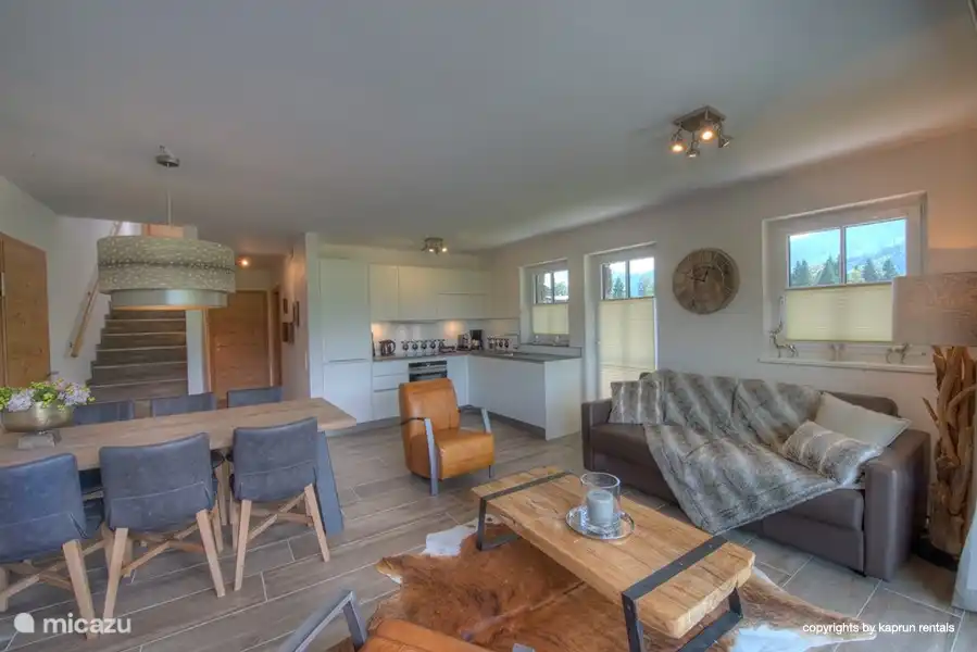 Viel Platz und Möglichkeiten zusammen zu sein. Aber für diejenigen, die allein sein wollen, gibt es immer viel Privatsphäre im Schlafzimmer!