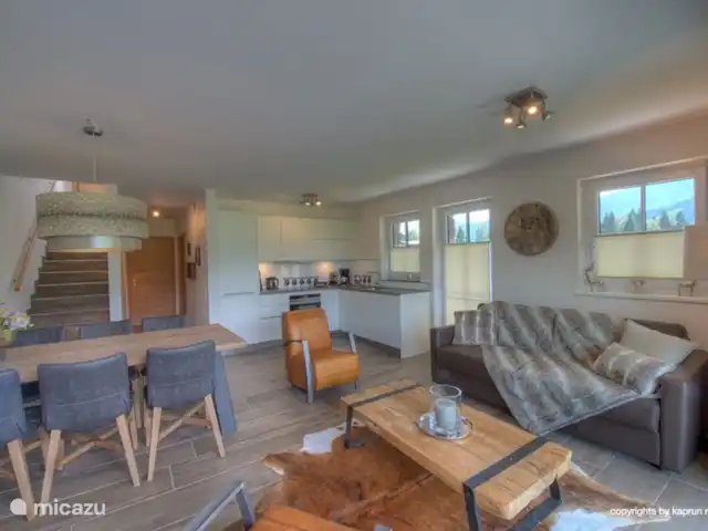 Deer and Dear Luxury Chalet, App. A en Austria, Salzburgo, Piesendorf - apartamento Mucho espacio y oportunidades para estar juntos. Pero para aquellos que quieren estar solos, por supuesto, ¡siempre hay mucha privacidad en las habitaciones!