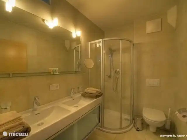 Location de Vacances Autriche, Salzburgerland, Kaprun, appartement - Kaprun Mountain Resort TopC3 Espace et luxe, également dans les belles salles de bains.