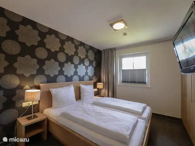 Kaprun Mountain Resort TopD19 | Autriche, Salzburgerland, Kaprun - appartement 3 chambres, chacune avec sa propre salle de bain.