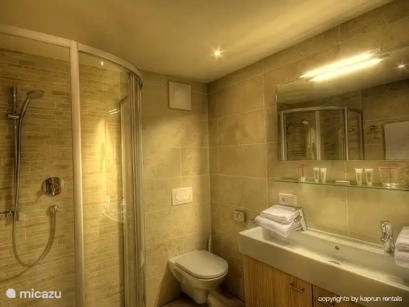 2 bathrooms, luxurious, beautiful and high quality.