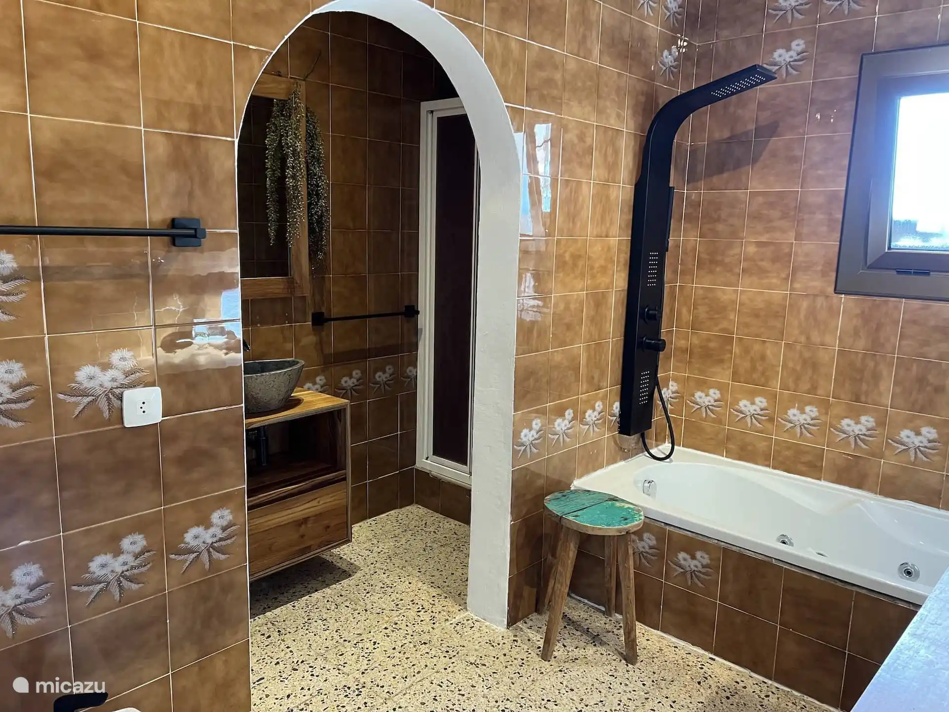 Badezimmer im Obergeschoss 