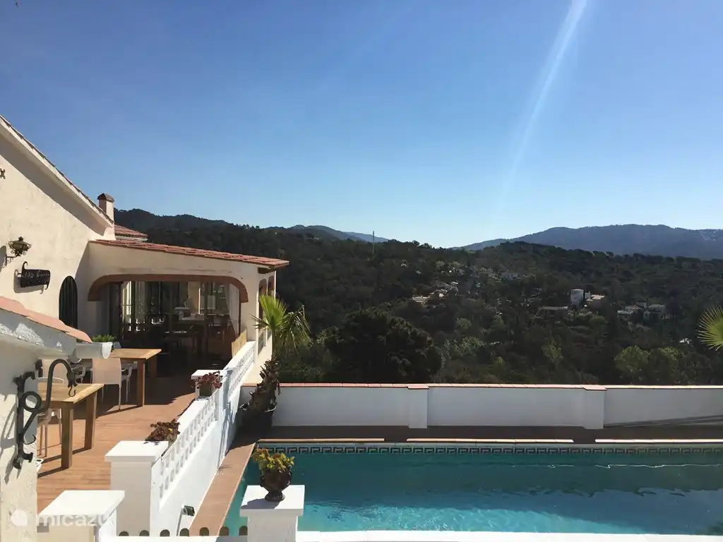 Spanisch klassischen Raum für Liebhaber von Nostalgie. (Oder neue Matratzen)