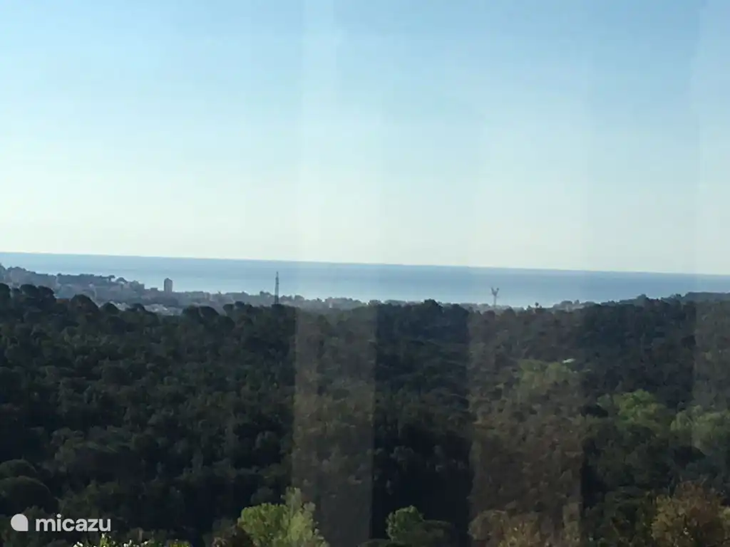 Blick auf die Berge, das Meer und Lloret