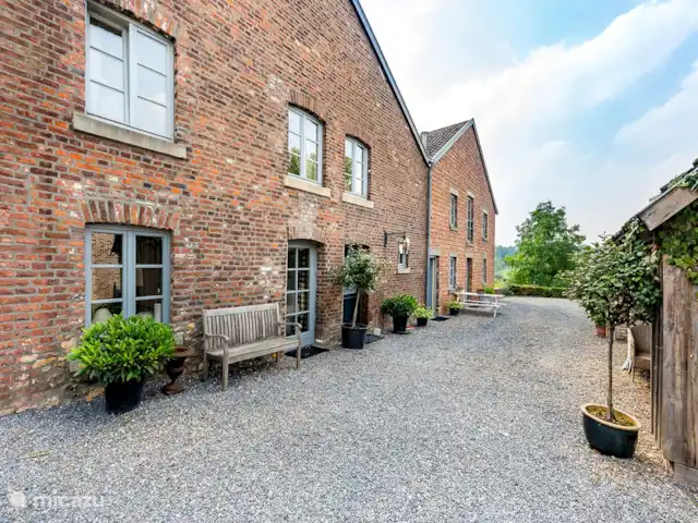 El huerto de manzanas en Bélgica, Limburgo, Voeren - casa vacacional