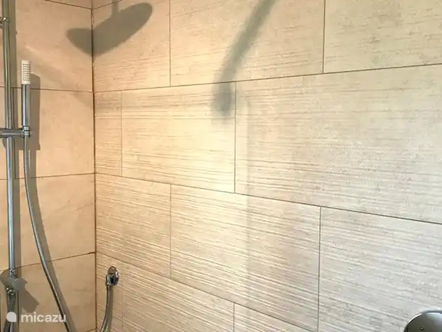 Casa Vista Verde | Italie, Marche, Montelparo - maison de vacances douche à effet pluie relaxante - salle de bain 1 - étage bâtiment principal