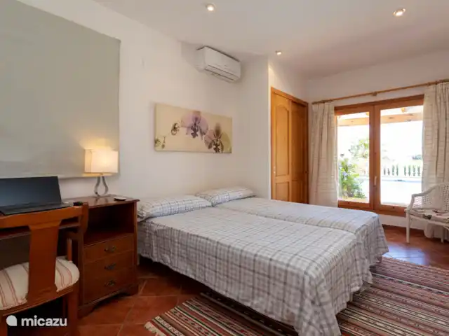 Casa Tosalet huren in Spanje, Costa Blanca, Dénia - villa 2e slaapkamer. met dubbel bd van 1.80 bij 2.00.