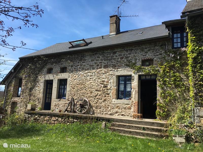Holiday home in France, Nièvre, Moux-en-Morvan Farmhouse Les Ventres Bleus