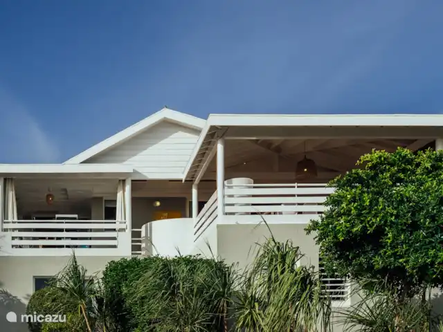 Ç Ver Villa en Curazao, Banda Arriba (este), Bapor Kibra - casa vacacional Parte delantera de la casa