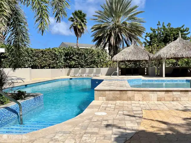 Ç Ver Villa en Curazao, Banda Arriba (este), Bapor Kibra - casa vacacional Piscina del complejo recientemente renovada.