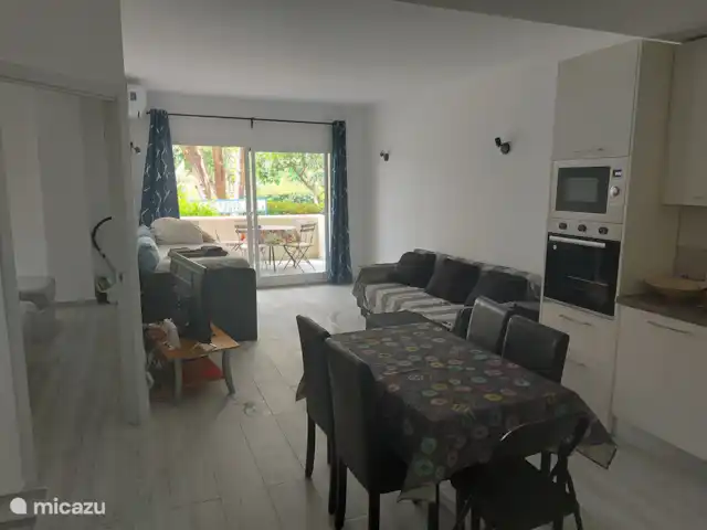 apartamento en España, Costa del Sol, Benalmádena – Apartamento Playa Benal Sala y comedor