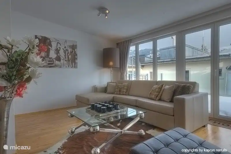 Rent Penthouse Zell am See Top8 in Kaprun, Salzburgerland. - Micazu Rent Penthouse Zell am See Top8 in Kaprun, Salzburgerland. - Micazu