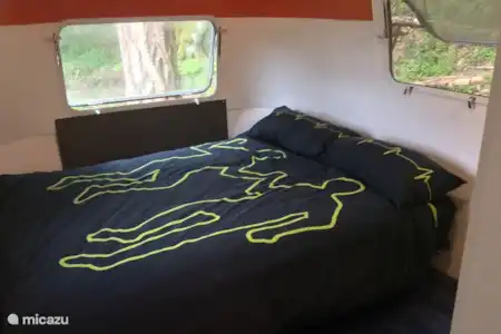 Vakantiehuis Canada, British Columbia, Salt Spring Island - glamping / safaritent / yurt Xella slaapgedeelte