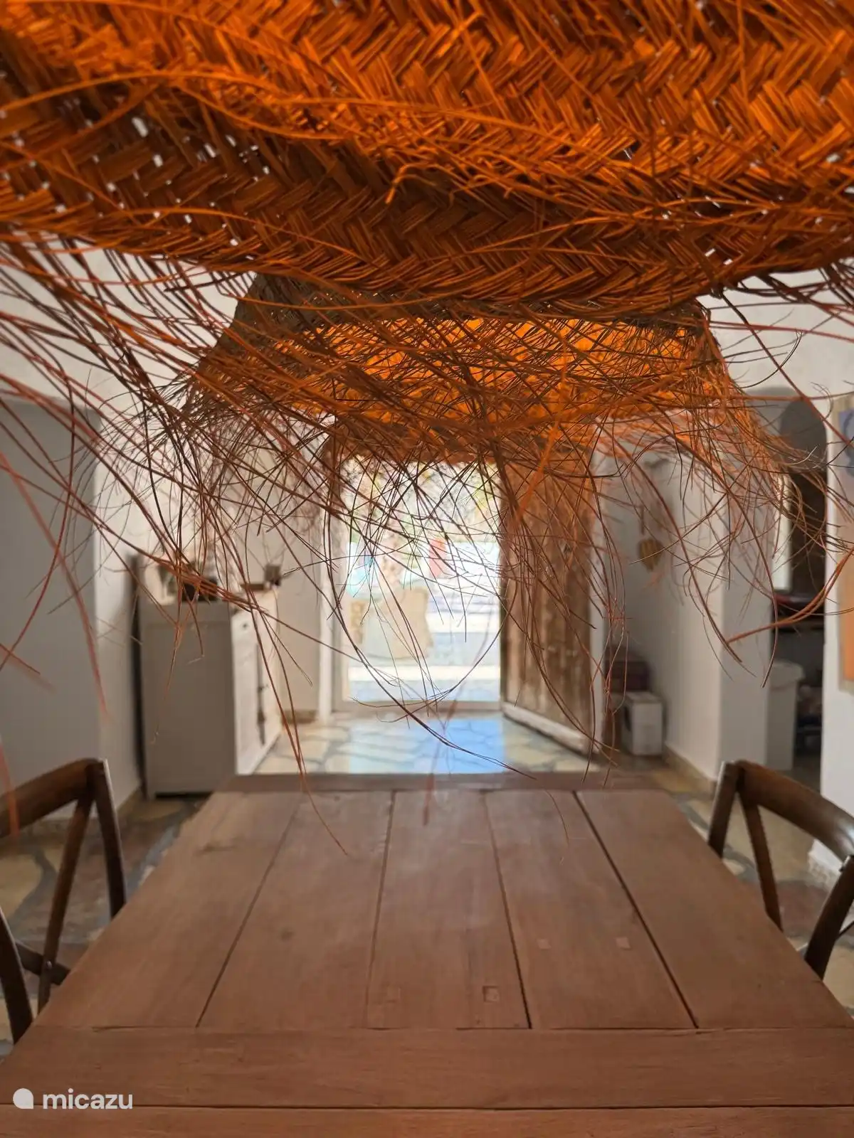 Vista desde el salón a la terraza.