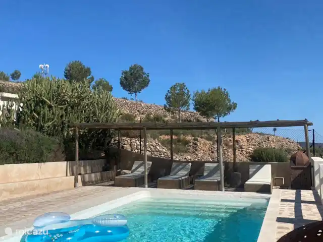 Location de Vacances Espagne, Costa Blanca, Hondón de las Nieves, maison de vacances - Cueva La Canalosa Coin d'ombre