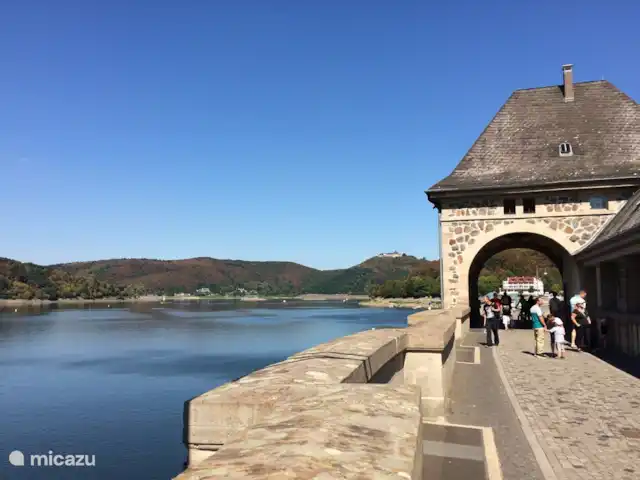 *Bosrijk* Kellerwald Edersee Unesco huren in Duitsland, Sauerland, Frankenau - vakantiehuis Edersee Sperrmauer (en Aquapark/waterpark voor kinderen): een van de grootste stuwmeren van Europa (25 km)