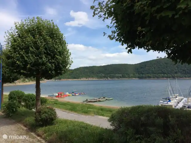 *Bosrijk* Kellerwald Edersee Unesco huren in Duitsland, Sauerland, Frankenau - vakantiehuis Edersee - promenade noordzijde