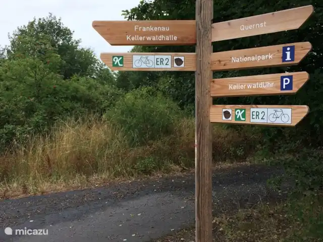 *Bosrijk* Kellerwald Edersee Unesco huren in Duitsland, Sauerland, Frankenau - vakantiehuis Nieuwe bewegwijzering in het gebied. U kunt niet meer verdwalen! ook het Quernstpad is vernieuwd op 500m van het huisje. Aanrader!