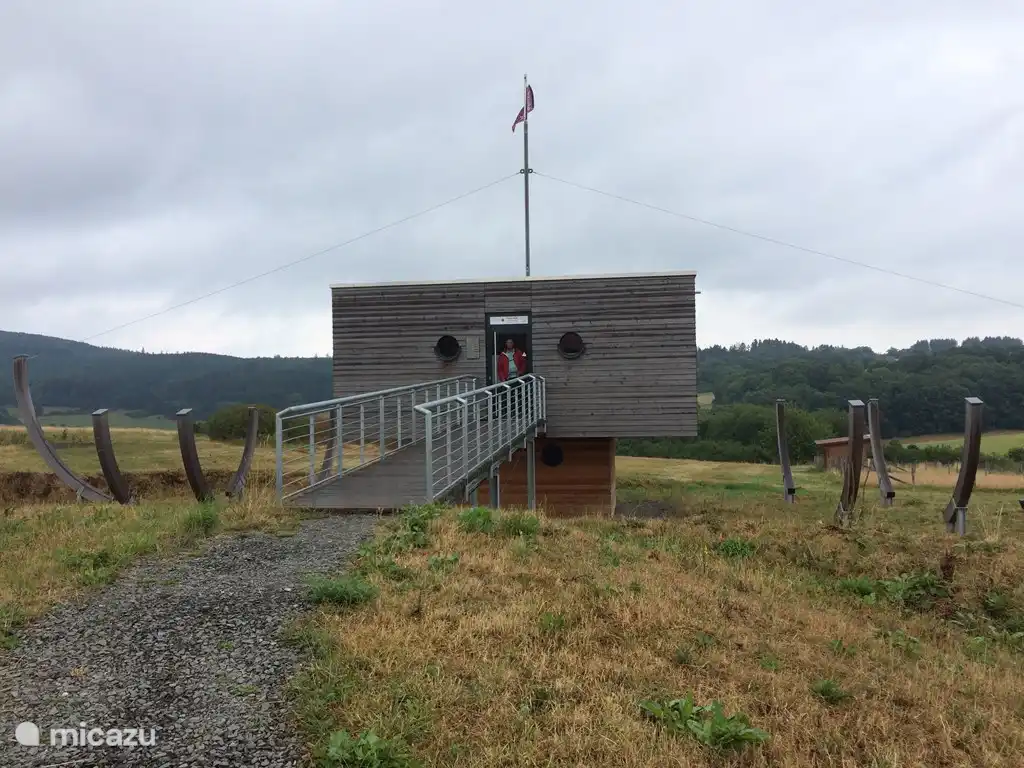 Neu! Ark - unbemanntes Infocenter über die geschützten Tiere in der Umgebung - Teil der Ark Route - Lehrpfad (Spaß für Kinder!) In der Nähe der Geschäfte. haus