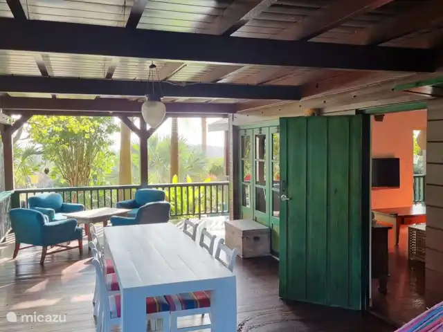 Location de Vacances Aruba, Aruba central, Santa Cruz, villa - Villa Luna Llena Mangez dehors, détendez-vous ou jouez à des jeux !