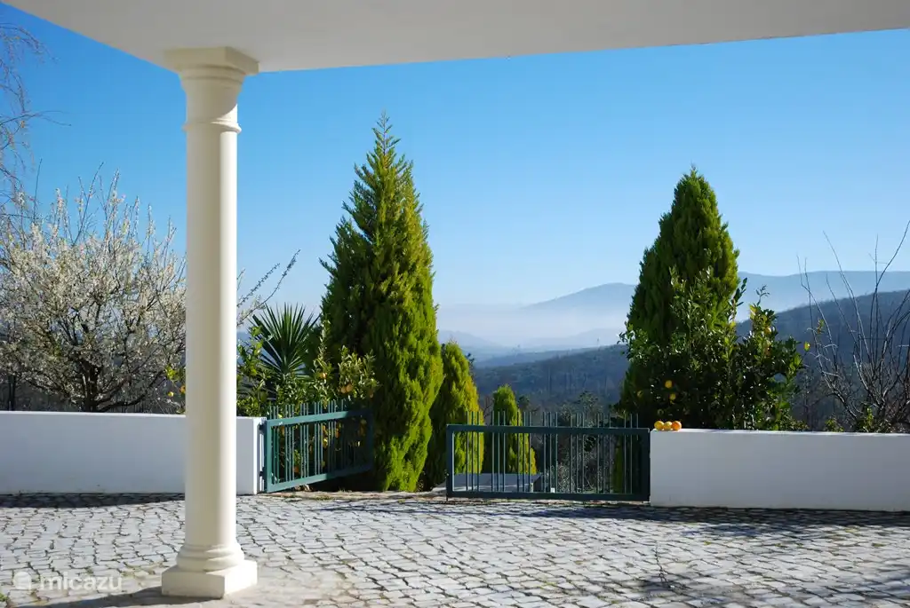 Blick auf die Serra da Lousa