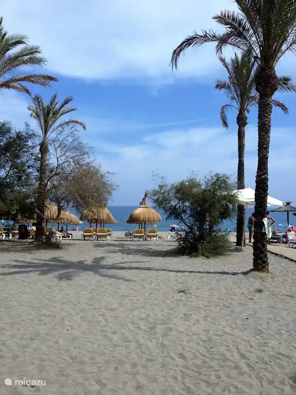 Sandstrand 1400 m. entfernt von unserer Wohnung