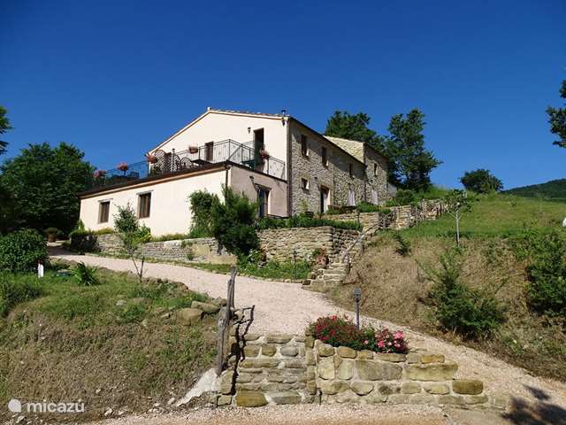 Maison de Vacances Italie, Marche, Pergola - appartement Agriturismo Carincone app Fuoco