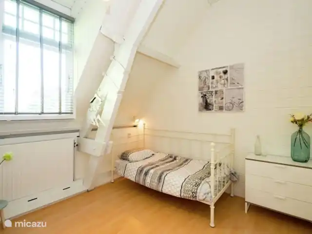 Villa monumentale Seulle Etat | Pays-Bas, Frise, Sint Jacobiparochie - villa Chambre avec 2 x lit 1 personne.
