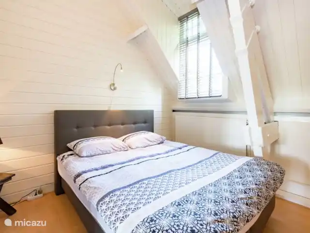 Villa monumentale Seulle Etat | Pays-Bas, Frise, Sint Jacobiparochie - villa Chambre avec lit sommier 1,60 de large