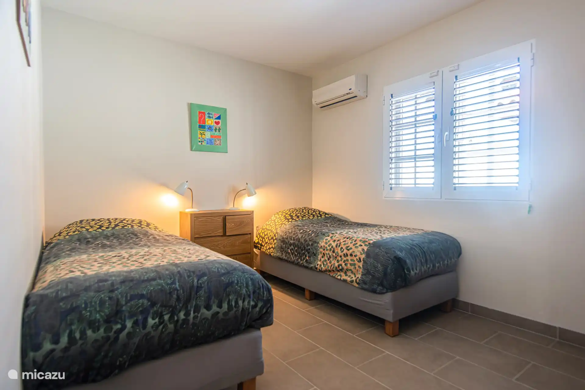 Chambre 3 de 12 m² avec 2 lits simples de 200 x 90 cm