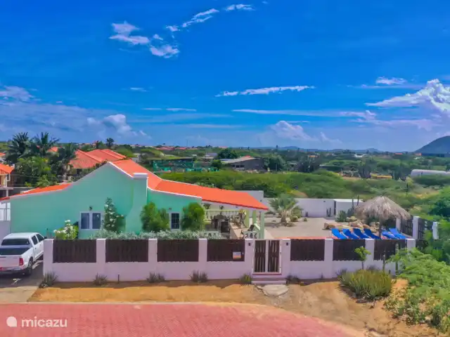 Location de Vacances Aruba, Paradera, Modanza, villa - Villa La Granda Photo prise par drone côté rue