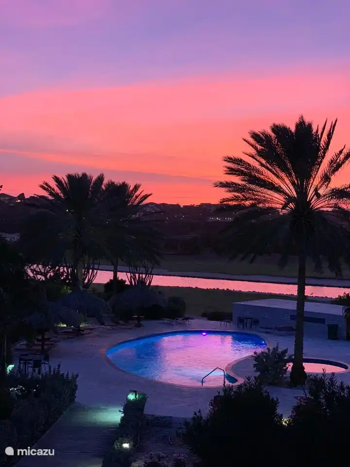 Coucher de soleil depuis la véranda de la villa