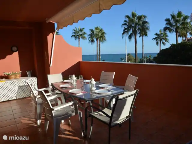 Location de Vacances Espagne, Costa del Sol, Benalmádena, appartement - Appartement ensoleillé sur la plage Dîner avec vue sur la mer