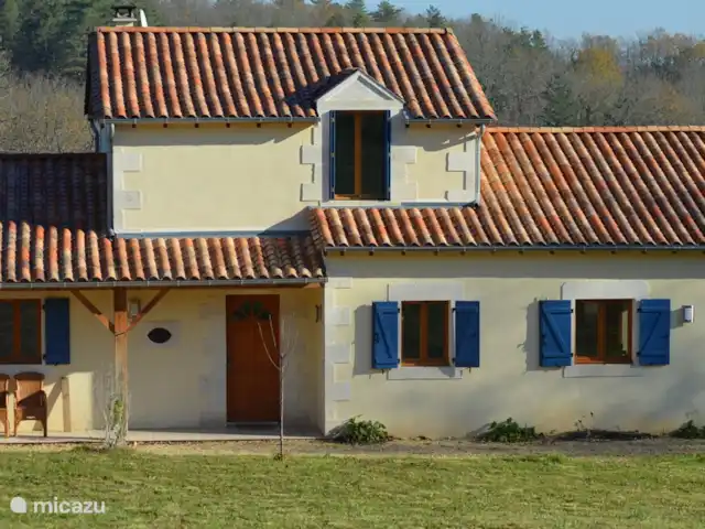 Location de Vacances France, Dordogne, Perigueux, maison de vacances - Maisonlagarde vue de face de la maison