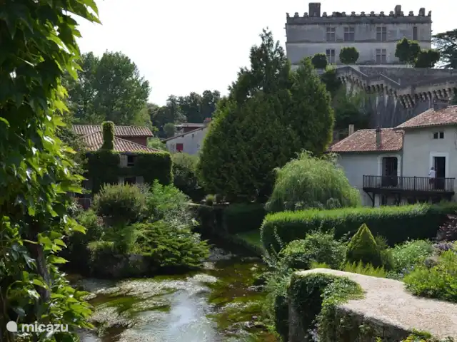 Location de Vacances France, Dordogne, Perigueux, maison de vacances - Maisonlagarde Brantomne, une jolie ville à proximité sur la rivière Dronne. A également une belle abbaye bénédictine !